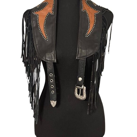 Diamond Leathers Women’s Fringe/Silver Studded Leather Western/Cowgirl Belt - Picture 10 of 15